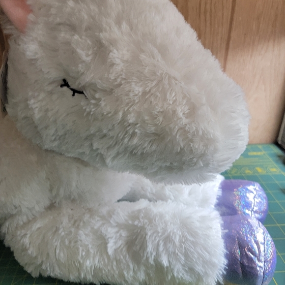 24" stuffed Unicorn with Secret Zipper storage pouchLooking for a magical comp - Picture 2 of 5